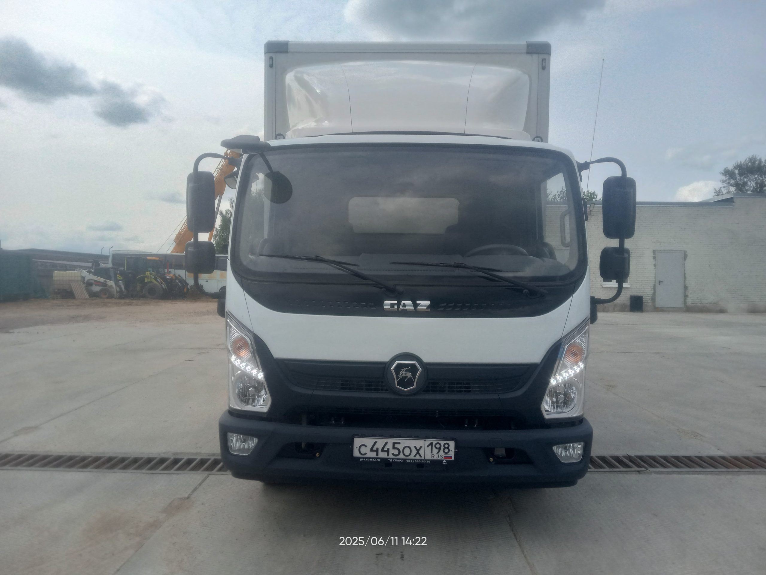 Автомобиль-лаборатория для санации трубопроводов методом UV-отверждения