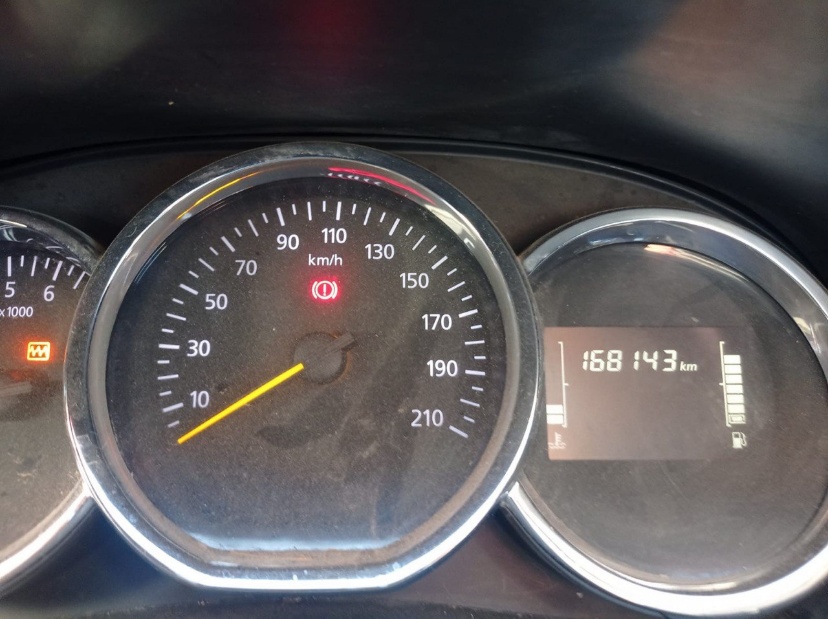 RENAULT DUSTER HSRDDG МТ 1,5 (4*4)