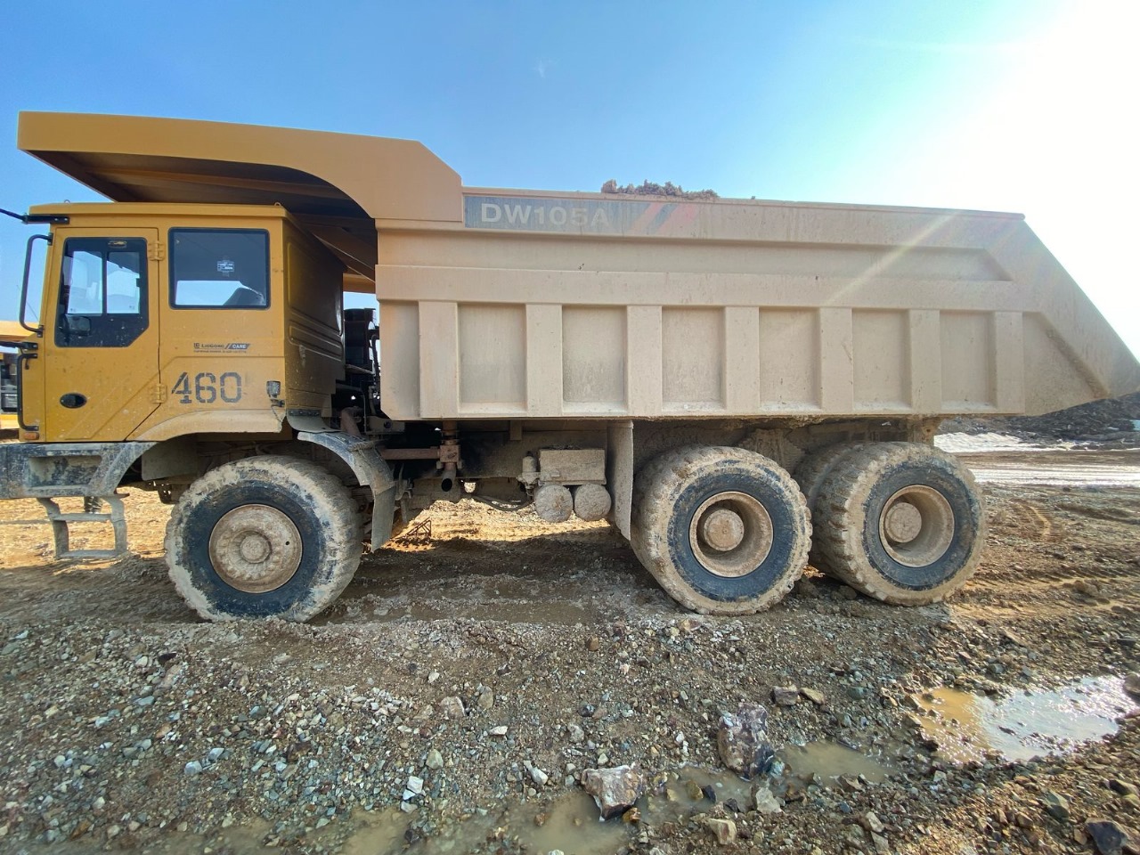 Самосвал LiuGong DW105A (460)