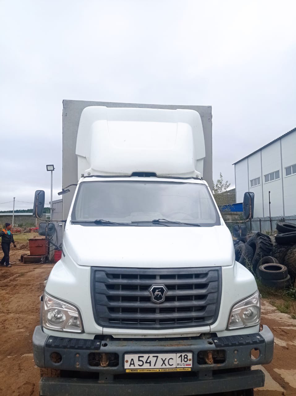 Грузовой бортовой с тентом ГАЗ 3010GD