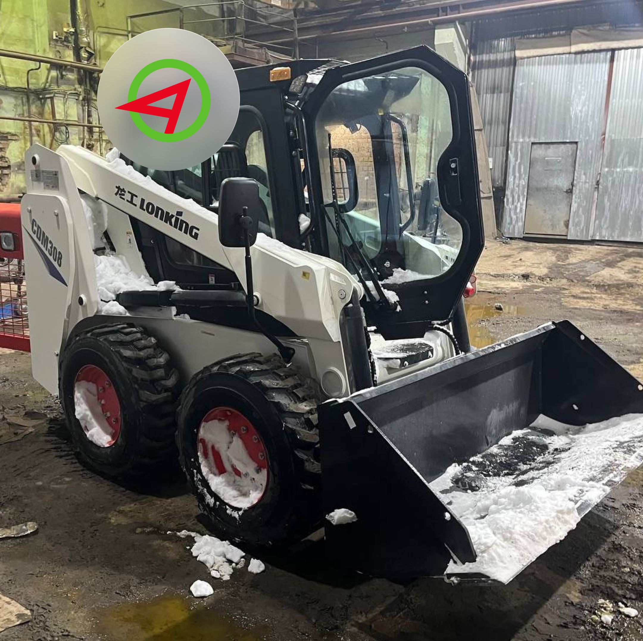 Пока на Камчатке катаются на лыжах прямо с балконов, мы отгружаем технику для борьбы со снегом по всей России