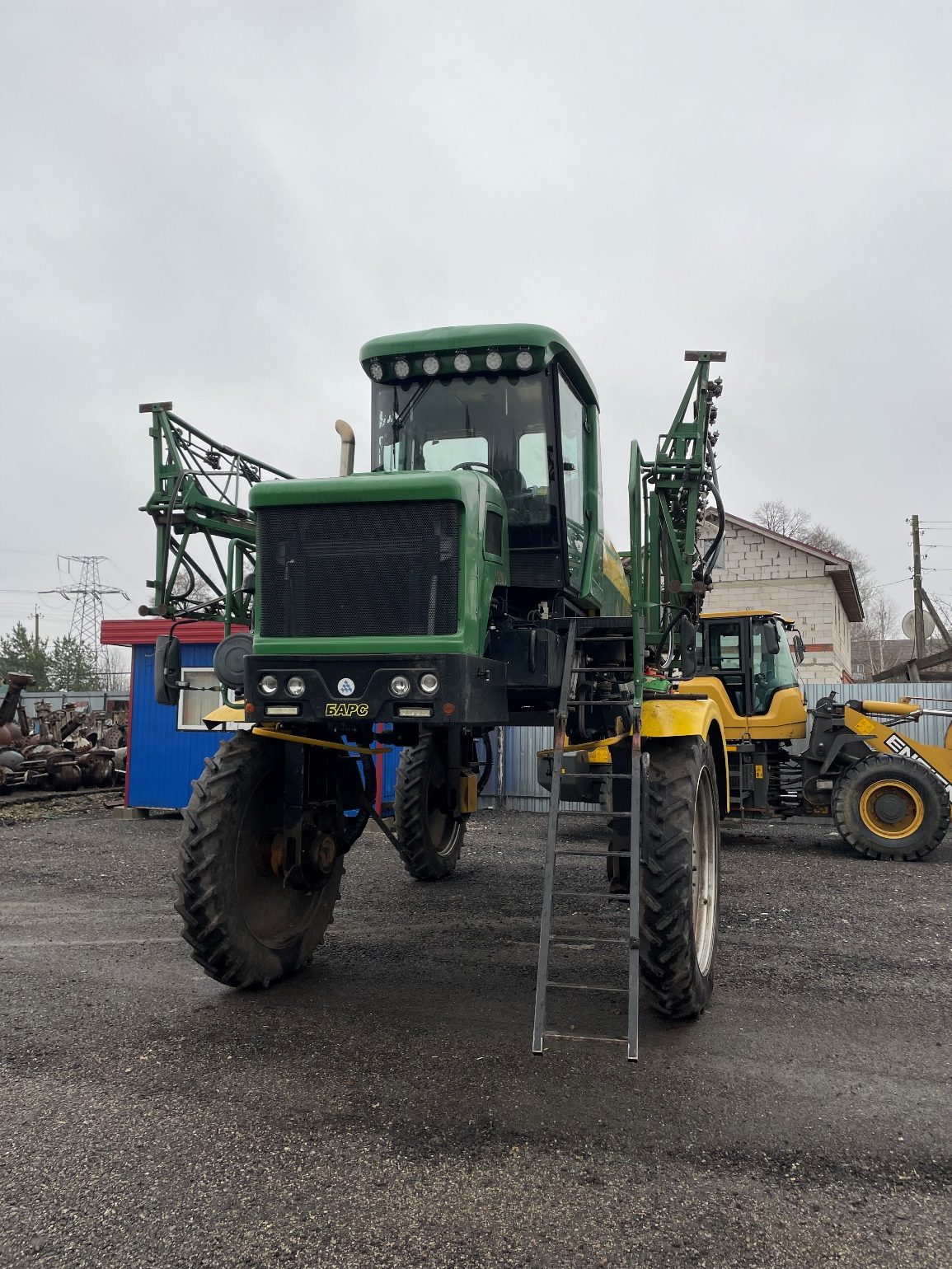 Самоходный опрыскиватель Барс ОС-4000М