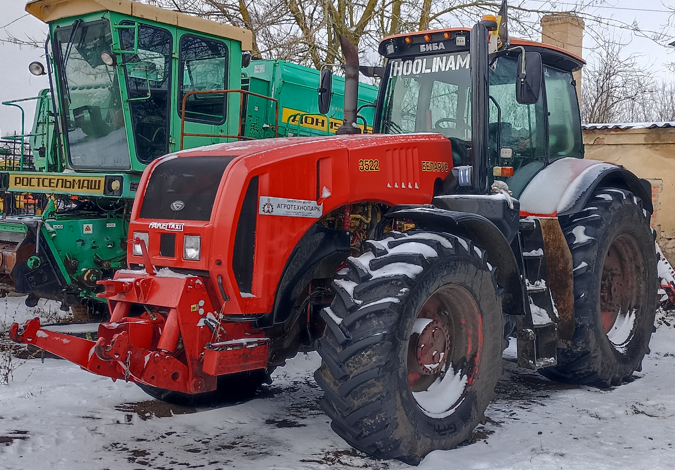 Трактор Беларус-3522