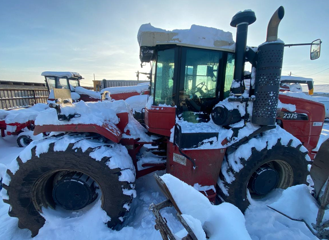 Трактор сельскохозяйственный колесный ROSTSELMASH 2000 4WD RSM 2375