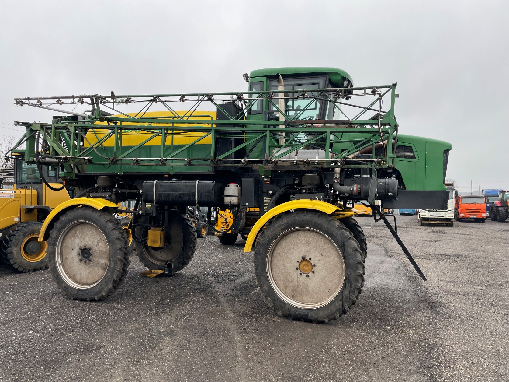 Самоходный опрыскиватель Барс ОС-4000М