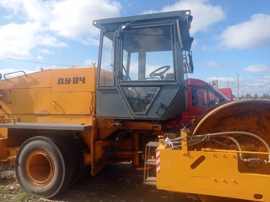Каток Дорожный комбинированный ДУ-84