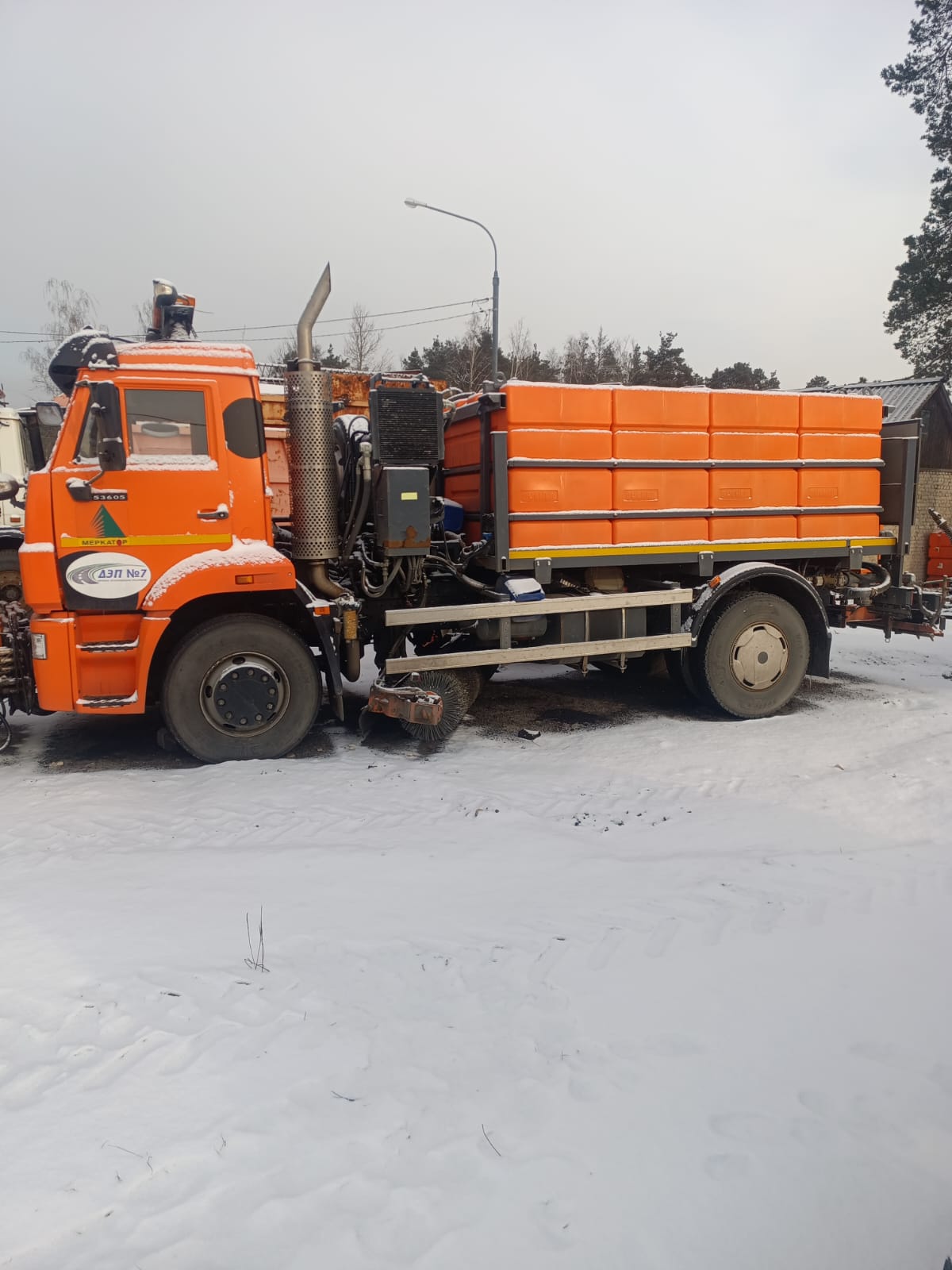 КДМ ЭД-244КМ на базе шасси КАМАЗ 53605