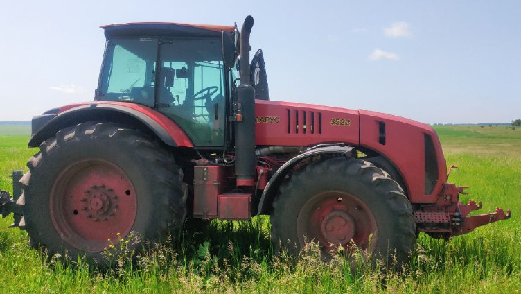 Трактор Колесный Беларус-3522