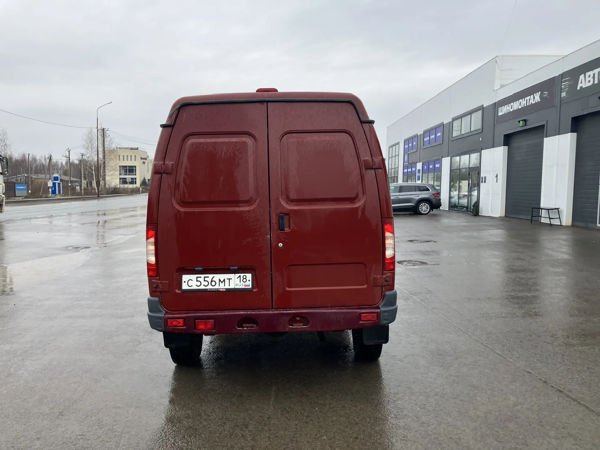 Фургон ГАЗ Соболь 27527