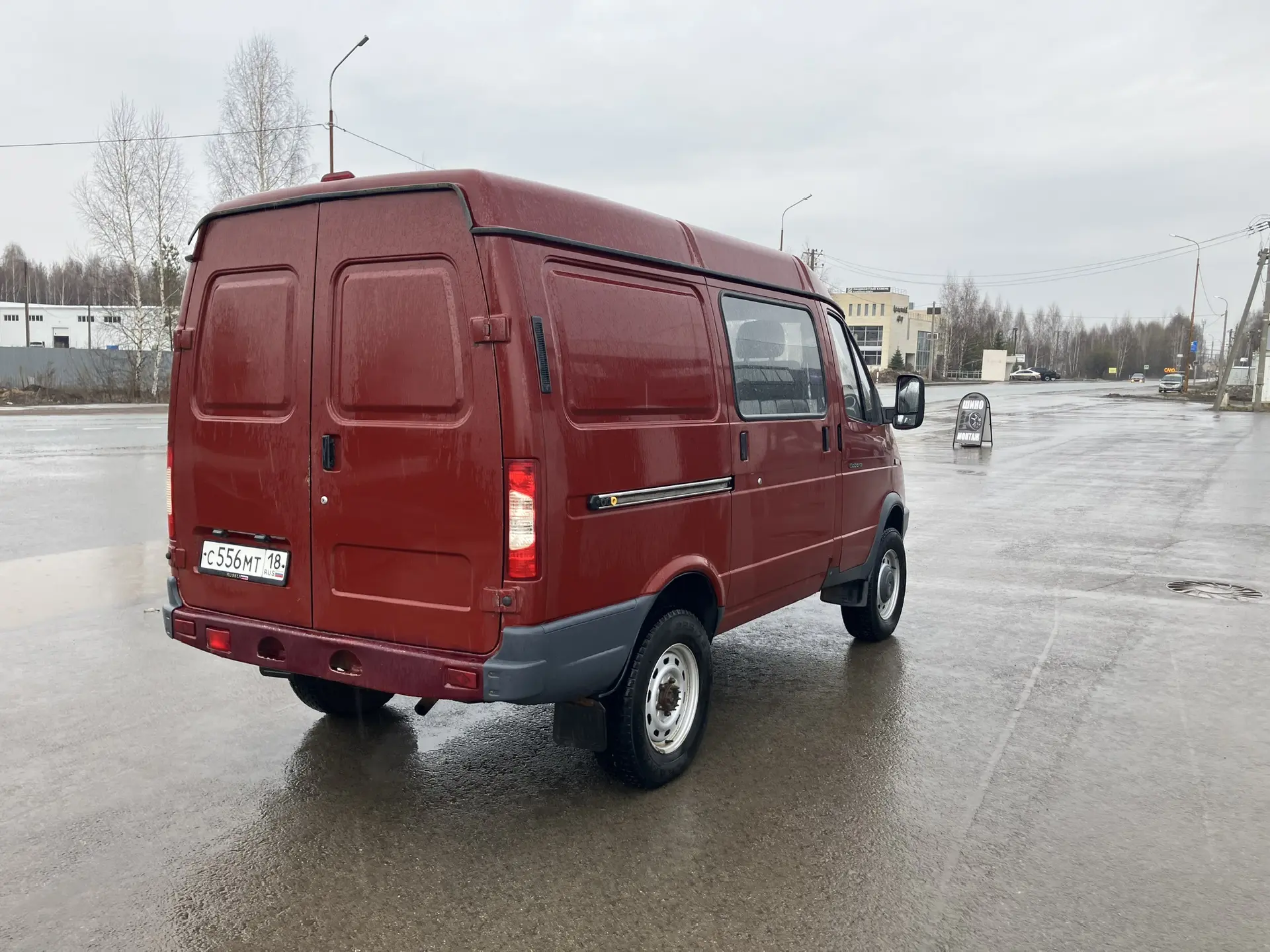 Фургон ГАЗ Соболь 27527