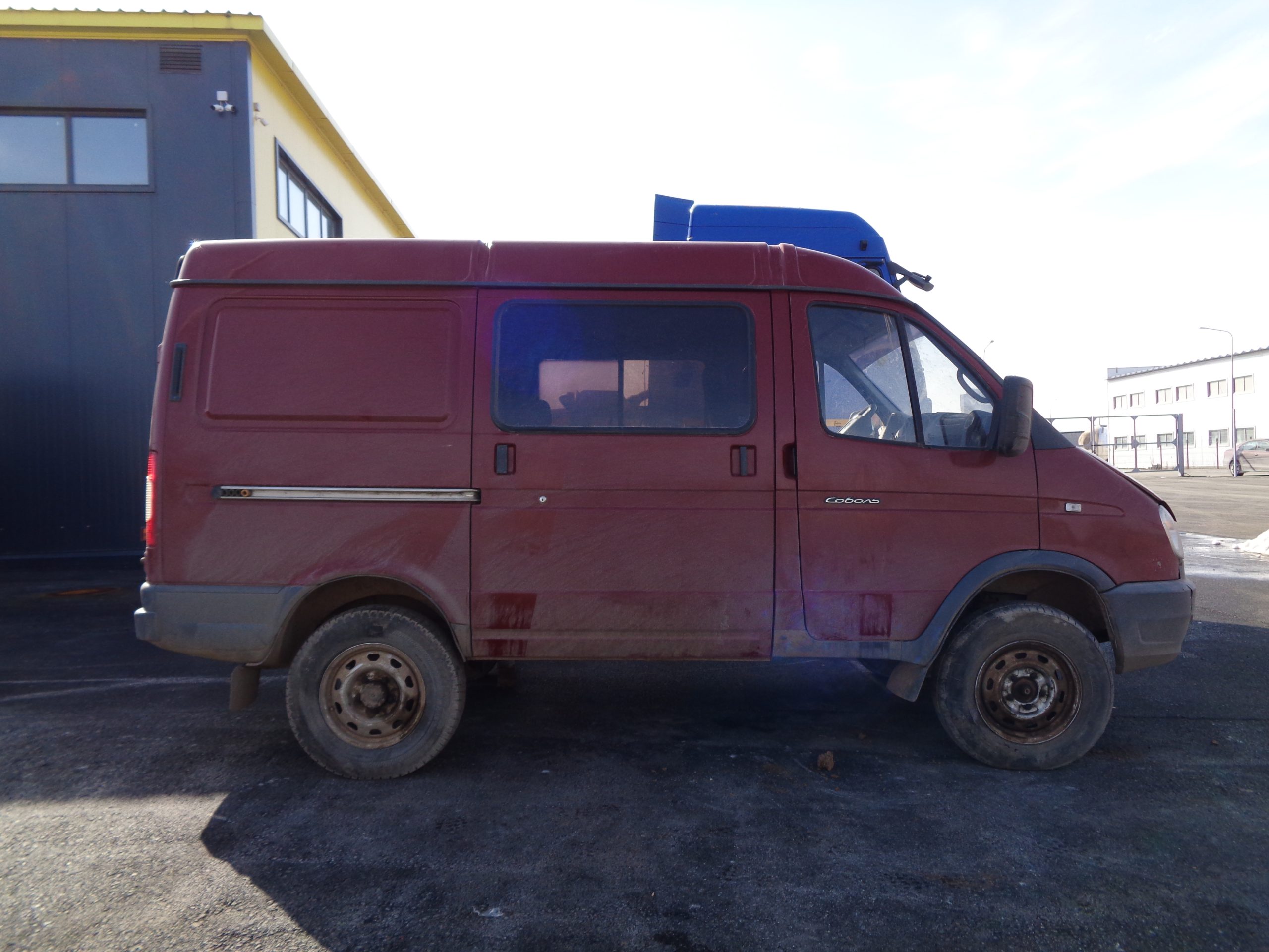 Фургон ГАЗ Соболь 27527