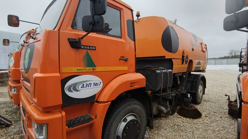 ПОДМЕТАЛЬНО-ВАКУУМНАЯ МАШИНА ЭД244КМ на базе КАМАЗ-53605