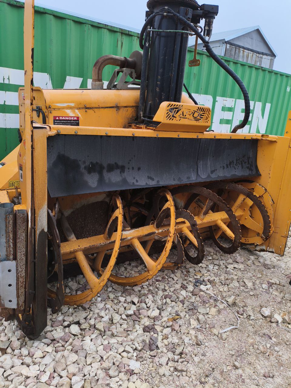 Быстросъемный шнекороторный снегоочиститель производительностью LARUE D45