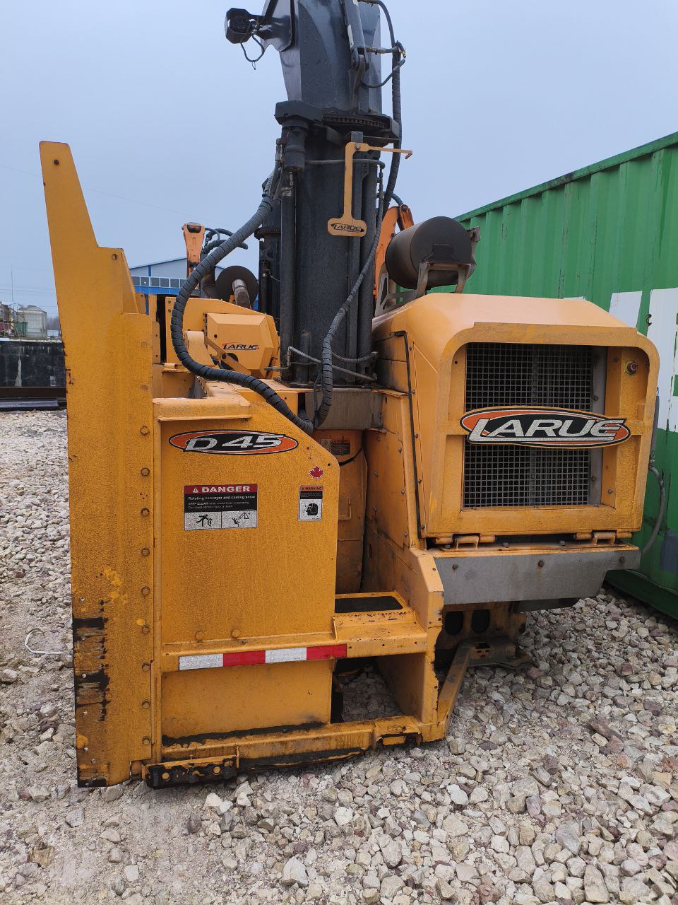 Быстросъемный шнекороторный снегоочиститель производительностью LARUE D45
