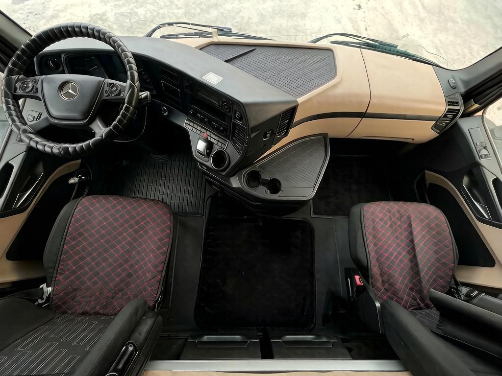 Седельный Тягач MERCEDES-BENZ Actros 1845 LS