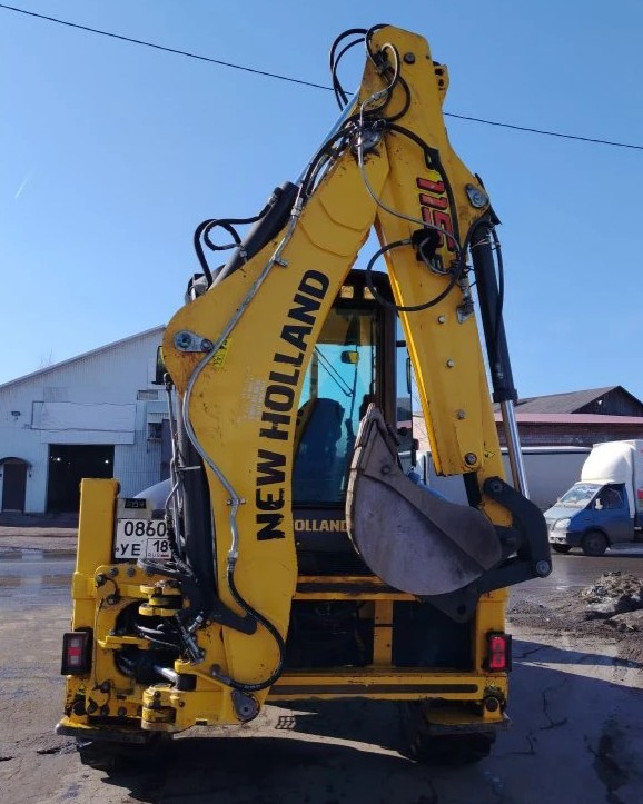 Экскаватор-погрузчик NEW HOLLAND B115B