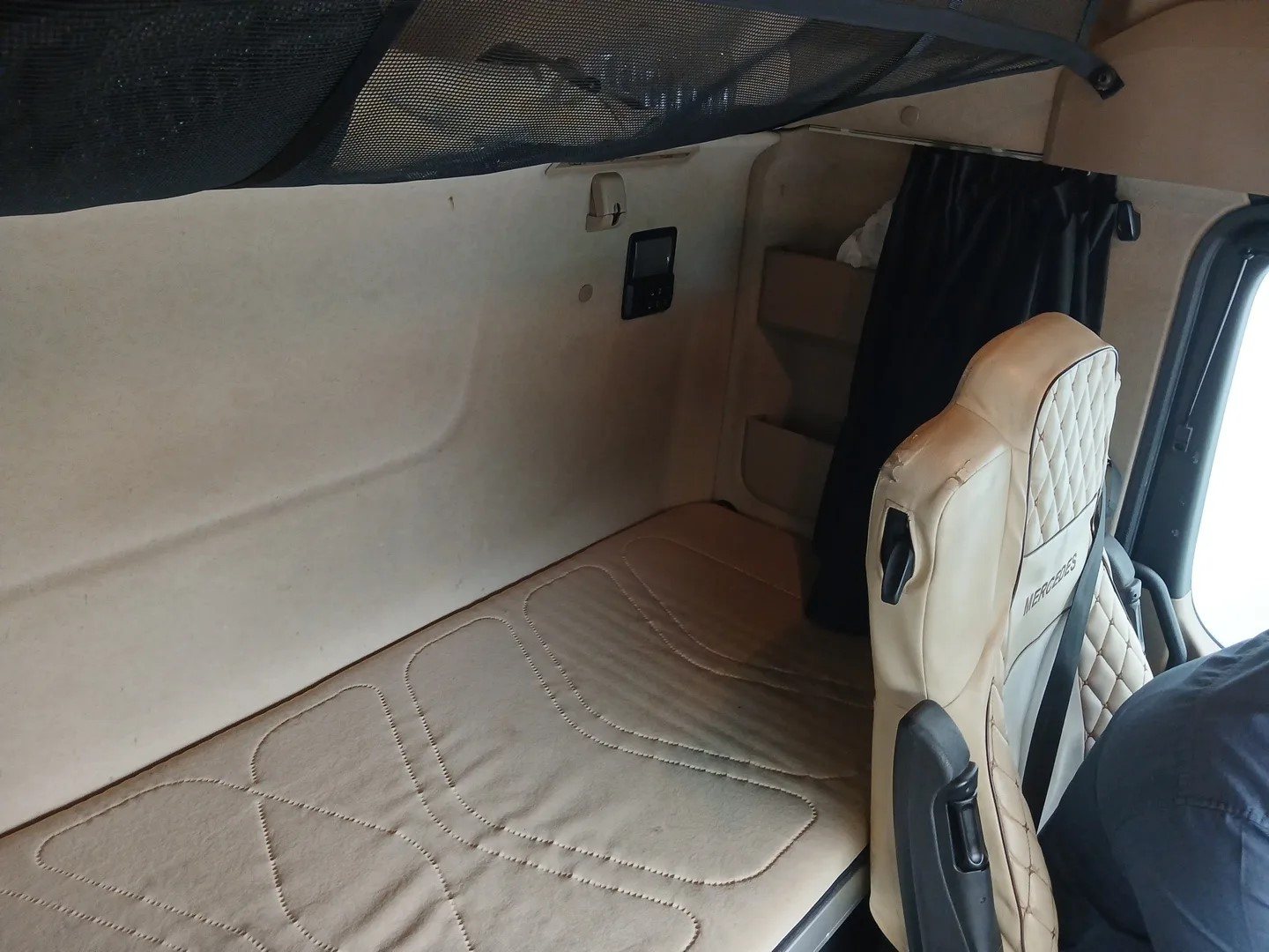 Седельный Тягач MERCEDES-BENZ Actros 1845 LS (Z9M96340350554915)