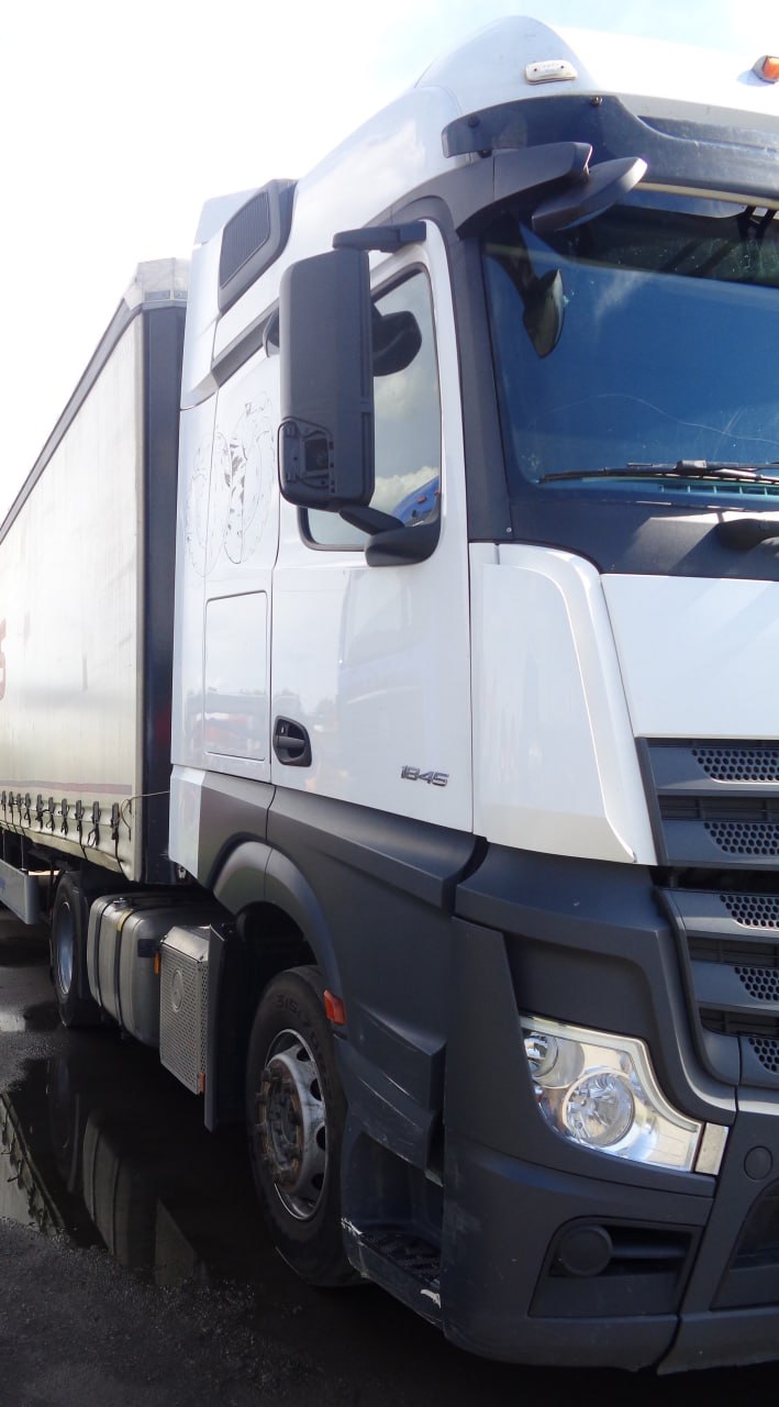 Седельный Тягач MERCEDES-BENZ Actros 1845 LS (Z9M96340350557448)