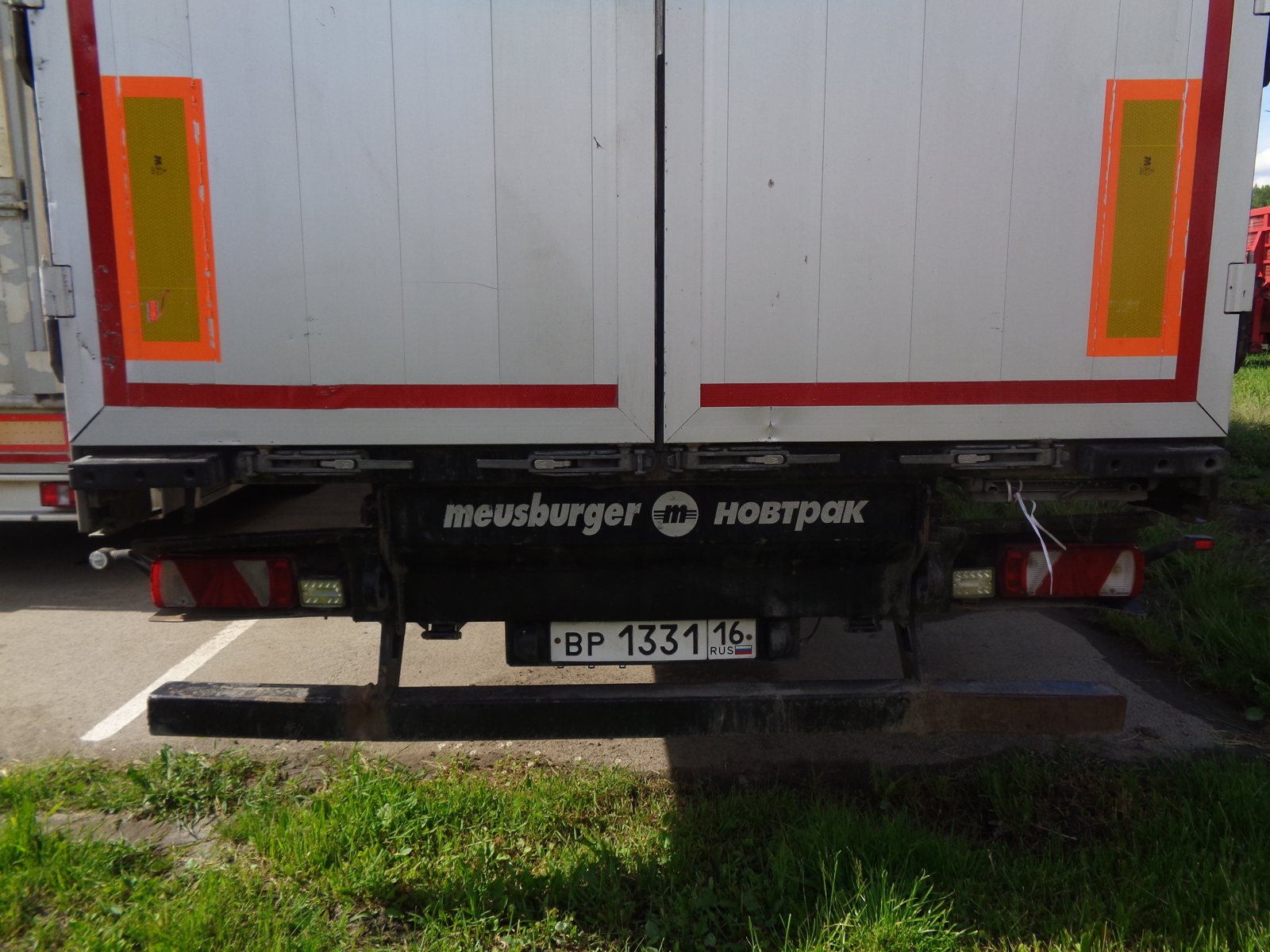 Трехосный полуприцеп Meusburger SP-345 PR (X4TSP338PM6210083)