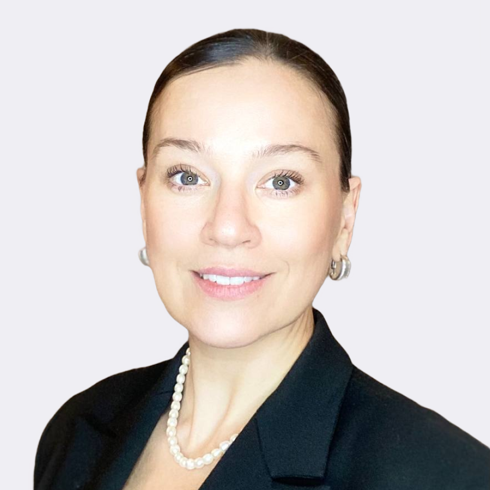 Анна Суркова